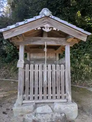 皇太神社の{uncategorized: "未分類", other: "その他", undefined: "問題あり", building: "その他建物", grave: "お墓", sacred_gate: "鳥居", guardian: "狛犬", statue: "像", buddha: "仏像", history: "歴史", nature: "自然", garden: "庭園", animal: "動物", pagoda: "塔", temizu: "手水舎", mountain_gate: "山門・神門", sanctuary: "本殿・本堂", subordinate: "末社・摂社", art: "芸術", scenery: "景色", jizo: "地蔵", ema: "絵馬", goshuin: "御朱印", omikuji: "おみくじ", items: "授与品その他", amulet: "お守り", goshuincho: "御朱印帳", eats: "食事", festival: "お祭り", votive_dance: "神楽", shichigosan: "七五三参", wedding: "結婚式", experience: "体験その他", initially: "初詣", around: "周辺", anti_infection: "感染症対策"}