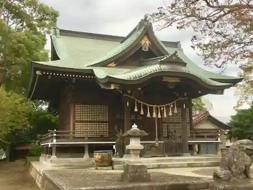 若宮八幡神社の本殿