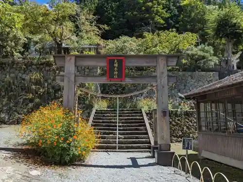 夫婦木神社の鳥居