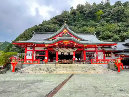 太皷谷稲成神社の本殿