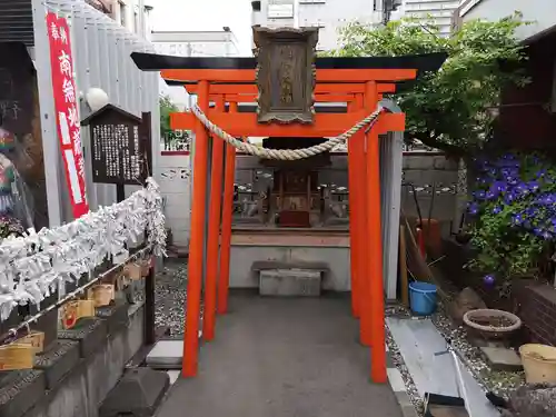 豊川稲荷札幌別院(玉宝禅寺)の鳥居