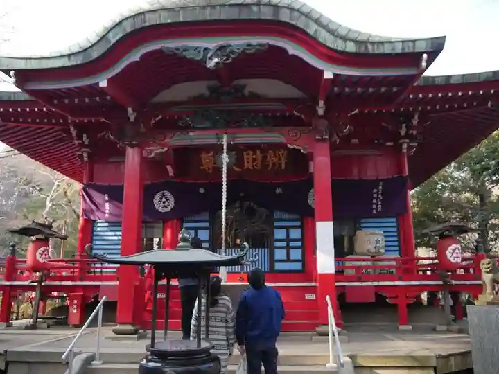 井の頭弁財天(大盛寺)の本殿・本堂