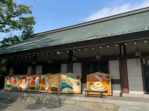 和泉國一之宮　大鳥大社の{uncategorized: "未分類", other: "その他", undefined: "問題あり", building: "その他建物", grave: "お墓", sacred_gate: "鳥居", guardian: "狛犬", statue: "像", buddha: "仏像", history: "歴史", nature: "自然", garden: "庭園", animal: "動物", pagoda: "塔", temizu: "手水舎", mountain_gate: "山門・神門", sanctuary: "本殿・本堂", subordinate: "末社・摂社", art: "芸術", scenery: "景色", jizo: "地蔵", ema: "絵馬", goshuin: "御朱印", omikuji: "おみくじ", items: "授与品その他", amulet: "お守り", goshuincho: "御朱印帳", eats: "食事", festival: "お祭り", votive_dance: "神楽", shichigosan: "七五三参", wedding: "結婚式", experience: "体験その他", initially: "初詣", around: "周辺", anti_infection: "感染症対策"}