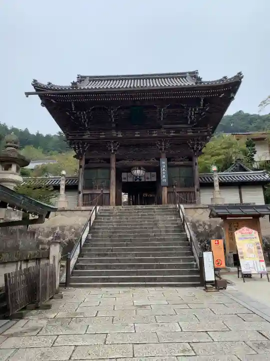 長谷寺の山門・神門