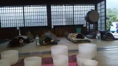 法話と天井絵の寺　観音寺(徳島県)