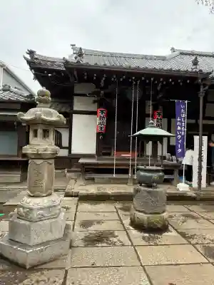 観明寺の{uncategorized: "未分類", other: "その他", undefined: "問題あり", building: "その他建物", grave: "お墓", sacred_gate: "鳥居", guardian: "狛犬", statue: "像", buddha: "仏像", history: "歴史", nature: "自然", garden: "庭園", animal: "動物", pagoda: "塔", temizu: "手水舎", mountain_gate: "山門・神門", sanctuary: "本殿・本堂", subordinate: "末社・摂社", art: "芸術", scenery: "景色", jizo: "地蔵", ema: "絵馬", goshuin: "御朱印", omikuji: "おみくじ", items: "授与品その他", amulet: "お守り", goshuincho: "御朱印帳", eats: "食事", festival: "お祭り", votive_dance: "神楽", shichigosan: "七五三参", wedding: "結婚式", experience: "体験その他", initially: "初詣", around: "周辺", anti_infection: "感染症対策"}