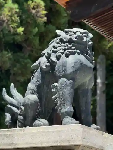 諏訪大社下社秋宮(長野県)