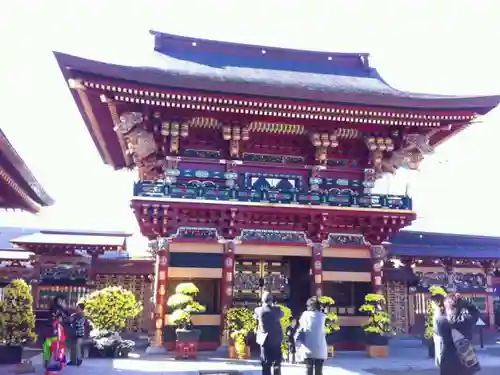 大杉神社の山門