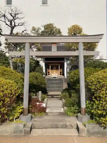 朝日弁財天の鳥居