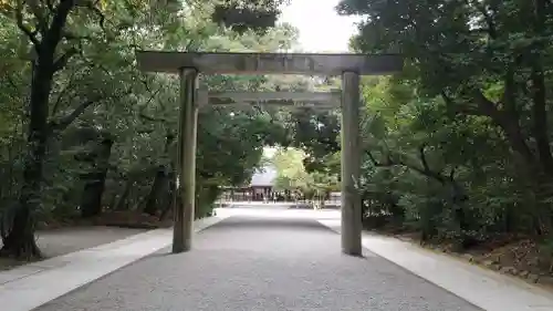 熱田神宮の鳥居