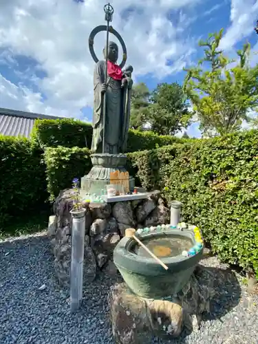 くろ谷 金戒光明寺の地蔵