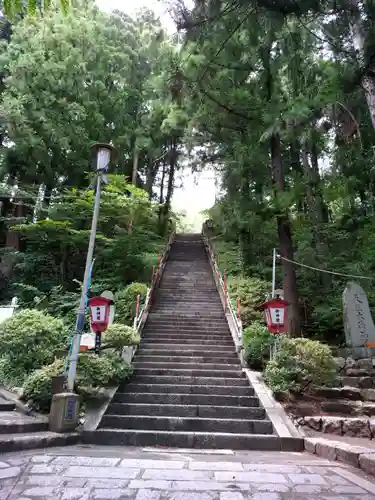 横山八幡宮の周辺