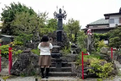 吉祥院の像