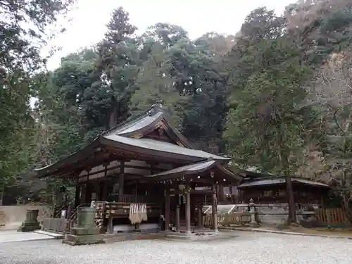 武蔵二宮 金鑚神社の本殿