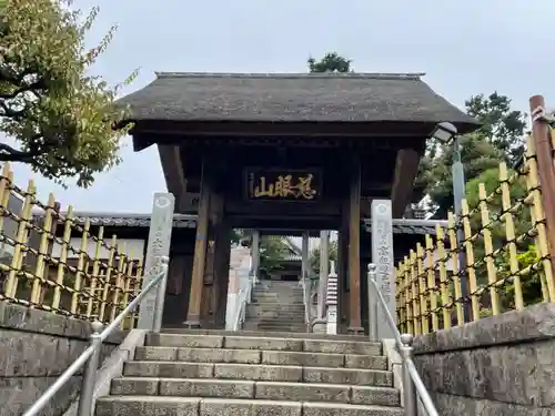 萬福寺の山門