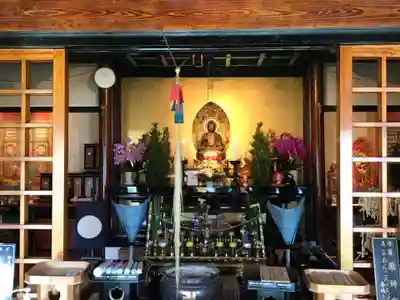 平等寺の本殿・本堂