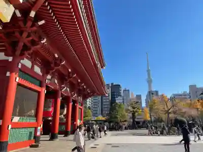 浅草寺の山門・神門