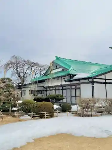 身照寺の{uncategorized: "未分類", other: "その他", undefined: "問題あり", building: "その他建物", grave: "お墓", sacred_gate: "鳥居", guardian: "狛犬", statue: "像", buddha: "仏像", history: "歴史", nature: "自然", garden: "庭園", animal: "動物", pagoda: "塔", temizu: "手水舎", mountain_gate: "山門・神門", sanctuary: "本殿・本堂", subordinate: "末社・摂社", art: "芸術", scenery: "景色", jizo: "地蔵", ema: "絵馬", goshuin: "御朱印", omikuji: "おみくじ", items: "授与品その他", amulet: "お守り", goshuincho: "御朱印帳", eats: "食事", festival: "お祭り", votive_dance: "神楽", shichigosan: "七五三参", wedding: "結婚式", experience: "体験その他", initially: "初詣", around: "周辺", anti_infection: "感染症対策"}