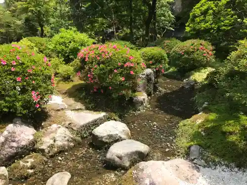 那谷寺の庭園