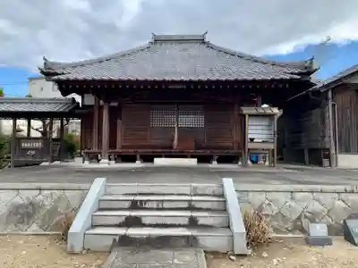 観音寺の本殿・本堂