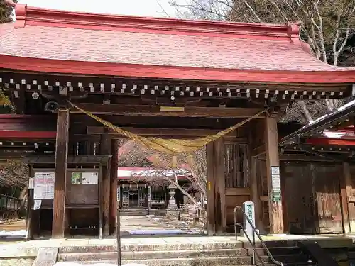 霊山神社の山門