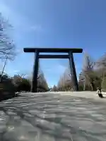 靖國神社の{uncategorized: "未分類", other: "その他", undefined: "問題あり", building: "その他建物", grave: "お墓", sacred_gate: "鳥居", guardian: "狛犬", statue: "像", buddha: "仏像", history: "歴史", nature: "自然", garden: "庭園", animal: "動物", pagoda: "塔", temizu: "手水舎", mountain_gate: "山門・神門", sanctuary: "本殿・本堂", subordinate: "末社・摂社", art: "芸術", scenery: "景色", jizo: "地蔵", ema: "絵馬", goshuin: "御朱印", omikuji: "おみくじ", items: "授与品その他", amulet: "お守り", goshuincho: "御朱印帳", eats: "食事", festival: "お祭り", votive_dance: "神楽", shichigosan: "七五三参", wedding: "結婚式", experience: "体験その他", initially: "初詣", around: "周辺", anti_infection: "感染症対策"}