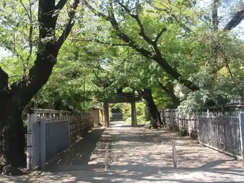 中院の山門・神門