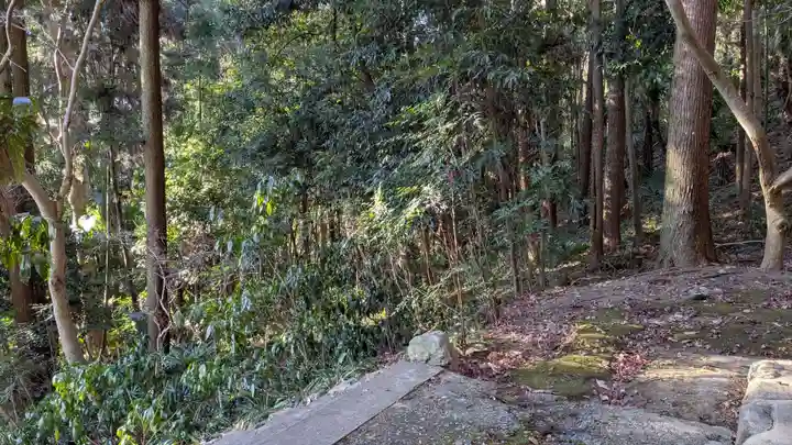 摩利支天堂の庭園