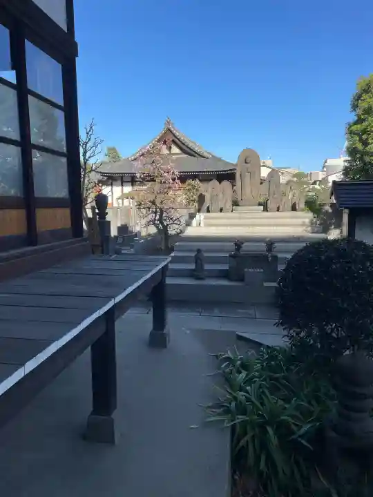 瑞泰寺の{uncategorized: "未分類", other: "その他", undefined: "問題あり", building: "その他建物", grave: "お墓", sacred_gate: "鳥居", guardian: "狛犬", statue: "像", buddha: "仏像", history: "歴史", nature: "自然", garden: "庭園", animal: "動物", pagoda: "塔", temizu: "手水舎", mountain_gate: "山門・神門", sanctuary: "本殿・本堂", subordinate: "末社・摂社", art: "芸術", scenery: "景色", jizo: "地蔵", ema: "絵馬", goshuin: "御朱印", omikuji: "おみくじ", items: "授与品その他", amulet: "お守り", goshuincho: "御朱印帳", eats: "食事", festival: "お祭り", votive_dance: "神楽", shichigosan: "七五三参", wedding: "結婚式", experience: "体験その他", initially: "初詣", around: "周辺", anti_infection: "感染症対策"}