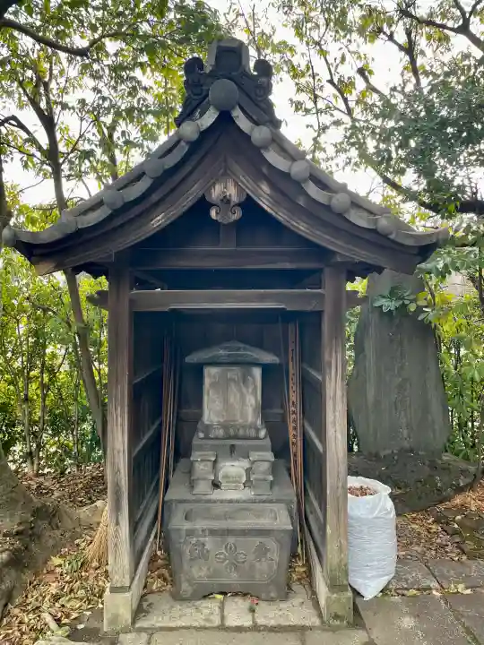 西藏院の{uncategorized: "未分類", other: "その他", undefined: "問題あり", building: "その他建物", grave: "お墓", sacred_gate: "鳥居", guardian: "狛犬", statue: "像", buddha: "仏像", history: "歴史", nature: "自然", garden: "庭園", animal: "動物", pagoda: "塔", temizu: "手水舎", mountain_gate: "山門・神門", sanctuary: "本殿・本堂", subordinate: "末社・摂社", art: "芸術", scenery: "景色", jizo: "地蔵", ema: "絵馬", goshuin: "御朱印", omikuji: "おみくじ", items: "授与品その他", amulet: "お守り", goshuincho: "御朱印帳", eats: "食事", festival: "お祭り", votive_dance: "神楽", shichigosan: "七五三参", wedding: "結婚式", experience: "体験その他", initially: "初詣", around: "周辺", anti_infection: "感染症対策"}