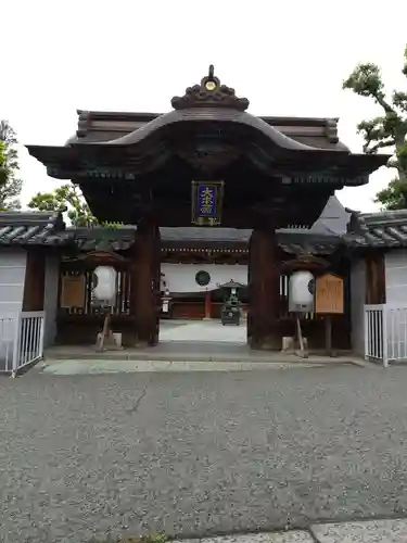 善光寺大本願の山門・神門