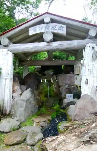 羅臼神社の手水