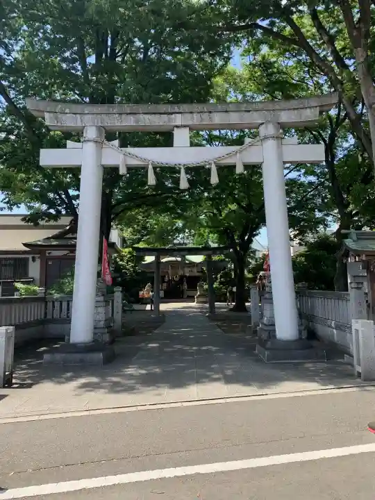 大鳥神社の{uncategorized: "未分類", other: "その他", undefined: "問題あり", building: "その他建物", grave: "お墓", sacred_gate: "鳥居", guardian: "狛犬", statue: "像", buddha: "仏像", history: "歴史", nature: "自然", garden: "庭園", animal: "動物", pagoda: "塔", temizu: "手水舎", mountain_gate: "山門・神門", sanctuary: "本殿・本堂", subordinate: "末社・摂社", art: "芸術", scenery: "景色", jizo: "地蔵", ema: "絵馬", goshuin: "御朱印", omikuji: "おみくじ", items: "授与品その他", amulet: "お守り", goshuincho: "御朱印帳", eats: "食事", festival: "お祭り", votive_dance: "神楽", shichigosan: "七五三参", wedding: "結婚式", experience: "体験その他", initially: "初詣", around: "周辺", anti_infection: "感染症対策"}