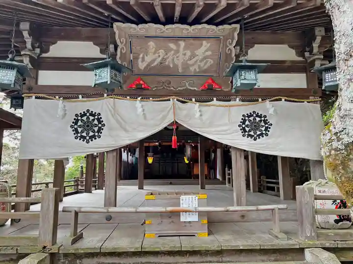 阿賀神社の本殿・本堂