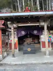 華厳寺の本殿