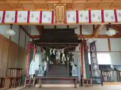 稲荷神社の本殿