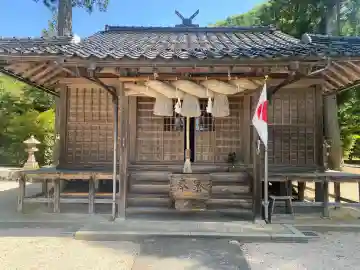 海潮神社の{uncategorized: "未分類", other: "その他", undefined: "問題あり", building: "その他建物", grave: "お墓", sacred_gate: "鳥居", guardian: "狛犬", statue: "像", buddha: "仏像", history: "歴史", nature: "自然", garden: "庭園", animal: "動物", pagoda: "塔", temizu: "手水舎", mountain_gate: "山門・神門", sanctuary: "本殿・本堂", subordinate: "末社・摂社", art: "芸術", scenery: "景色", jizo: "地蔵", ema: "絵馬", goshuin: "御朱印", omikuji: "おみくじ", items: "授与品その他", amulet: "お守り", goshuincho: "御朱印帳", eats: "食事", festival: "お祭り", votive_dance: "神楽", shichigosan: "七五三参", wedding: "結婚式", experience: "体験その他", initially: "初詣", around: "周辺", anti_infection: "感染症対策"}