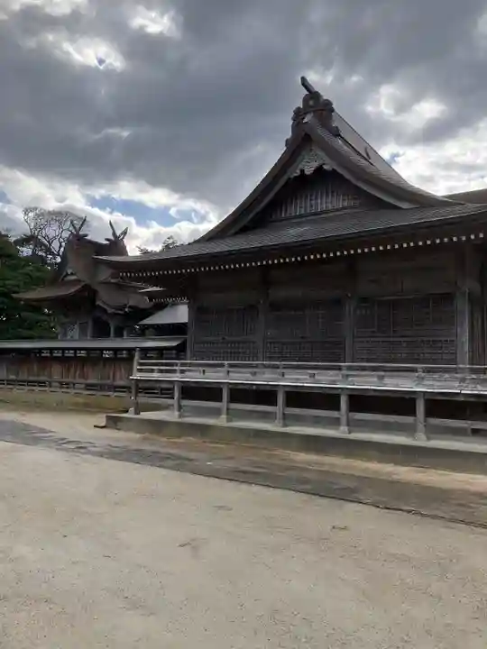 神﨑神社の本殿・本堂
