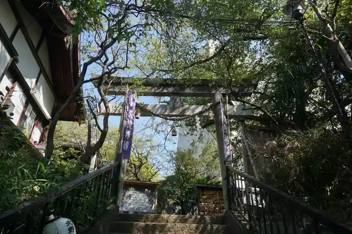 牛天神北野神社の鳥居