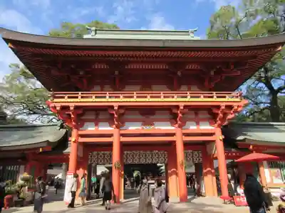 武蔵一宮氷川神社の山門・神門