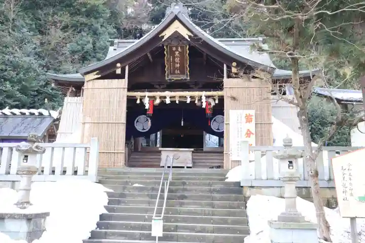 毛谷黒龍神社の本殿・本堂