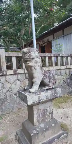 樹木神社の狛犬