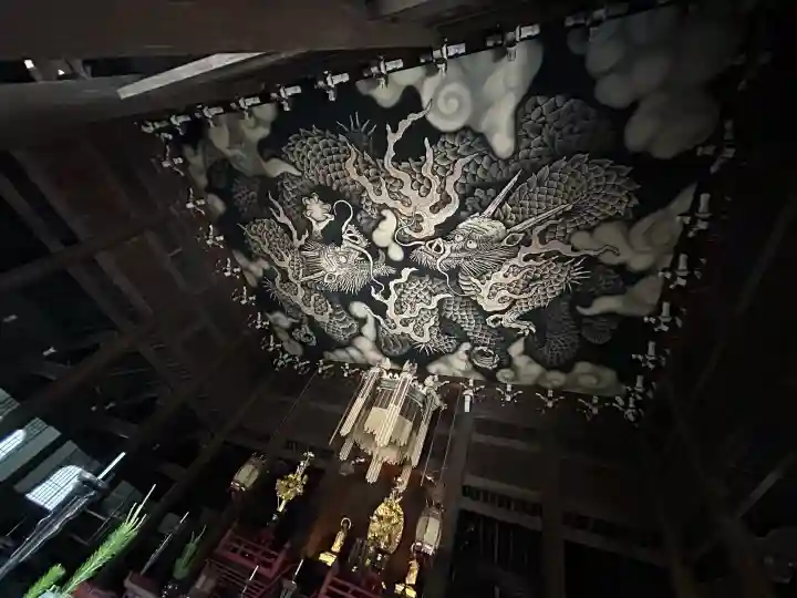 建仁寺(建仁禅寺)の{uncategorized: "未分類", other: "その他", undefined: "問題あり", building: "その他建物", grave: "お墓", sacred_gate: "鳥居", guardian: "狛犬", statue: "像", buddha: "仏像", history: "歴史", nature: "自然", garden: "庭園", animal: "動物", pagoda: "塔", temizu: "手水舎", mountain_gate: "山門・神門", sanctuary: "本殿・本堂", subordinate: "末社・摂社", art: "芸術", scenery: "景色", jizo: "地蔵", ema: "絵馬", goshuin: "御朱印", omikuji: "おみくじ", items: "授与品その他", amulet: "お守り", goshuincho: "御朱印帳", eats: "食事", festival: "お祭り", votive_dance: "神楽", shichigosan: "七五三参", wedding: "結婚式", experience: "体験その他", initially: "初詣", around: "周辺", anti_infection: "感染症対策"}