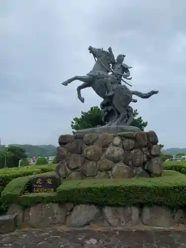 壱岐神社の像