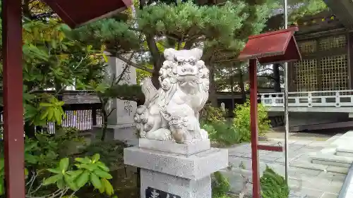 北見神社の狛犬