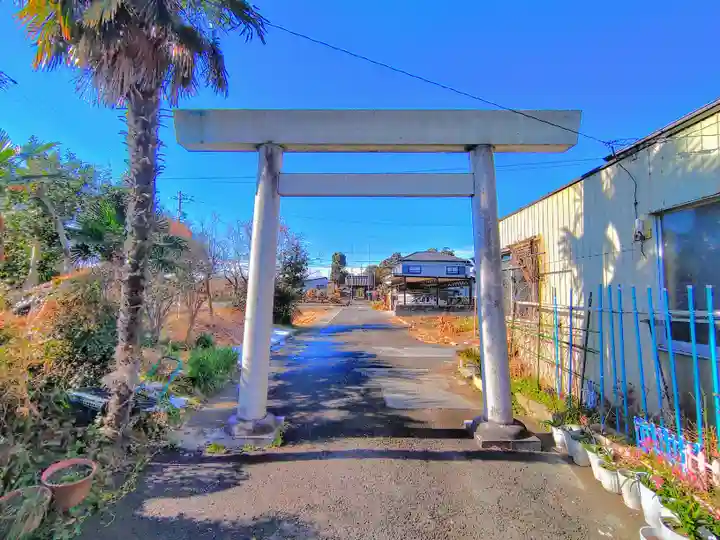 三明神社(萩原町)の鳥居