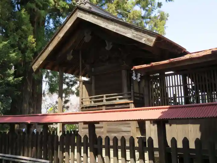 両之木八幡宮の本殿・本堂