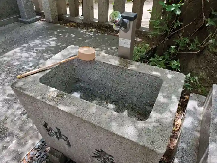 四宮神社の手水舎