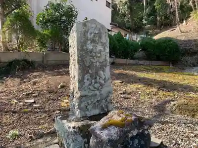 腰越薬師堂の仏像