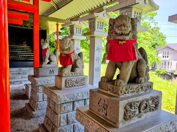 宝徳山稲荷大社(新潟県)
